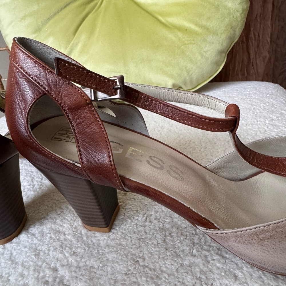 Brown and Cream Leather Women's Shoes - Picture 11 of 12
